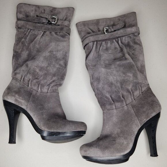 Michael Kors Kincade Gray Suede Buckle Detailed Slouch Heeled Boots - Size 7 EUC - Picture 1 of 5